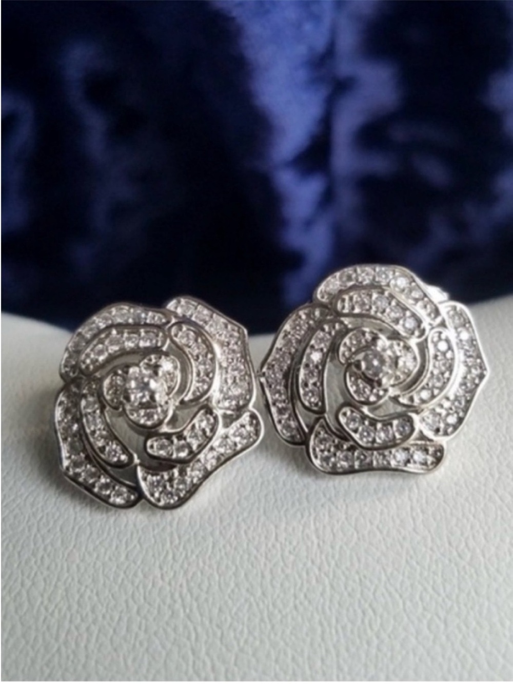 Swarovski Elements Silver Tone Rose Flower Studs Earrings NEW
